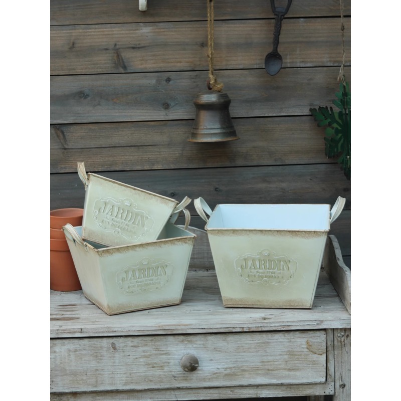 Vaso da fiori vintage in latta - Gardening Tools English recensione e prezzo